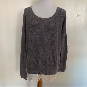 gray knit sweater w lace trim sz L